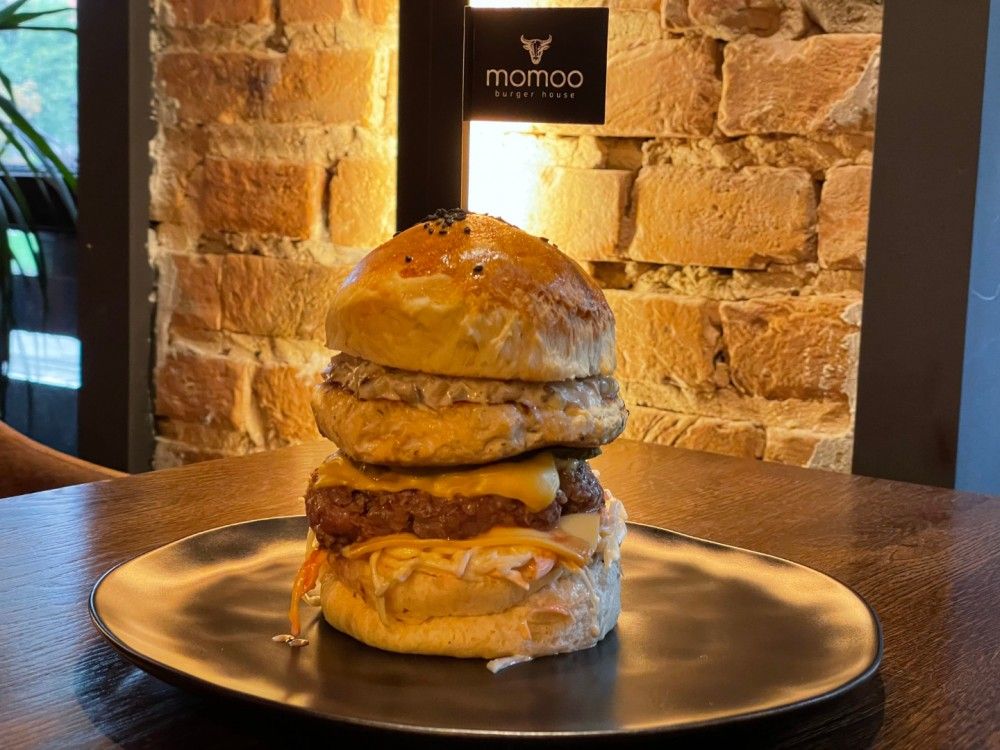 Тауэр — Momoo Burger House, Брест