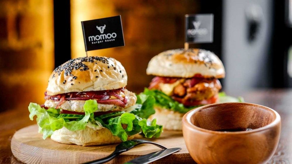 Какая цыпа! — Momoo Burger House, Брест